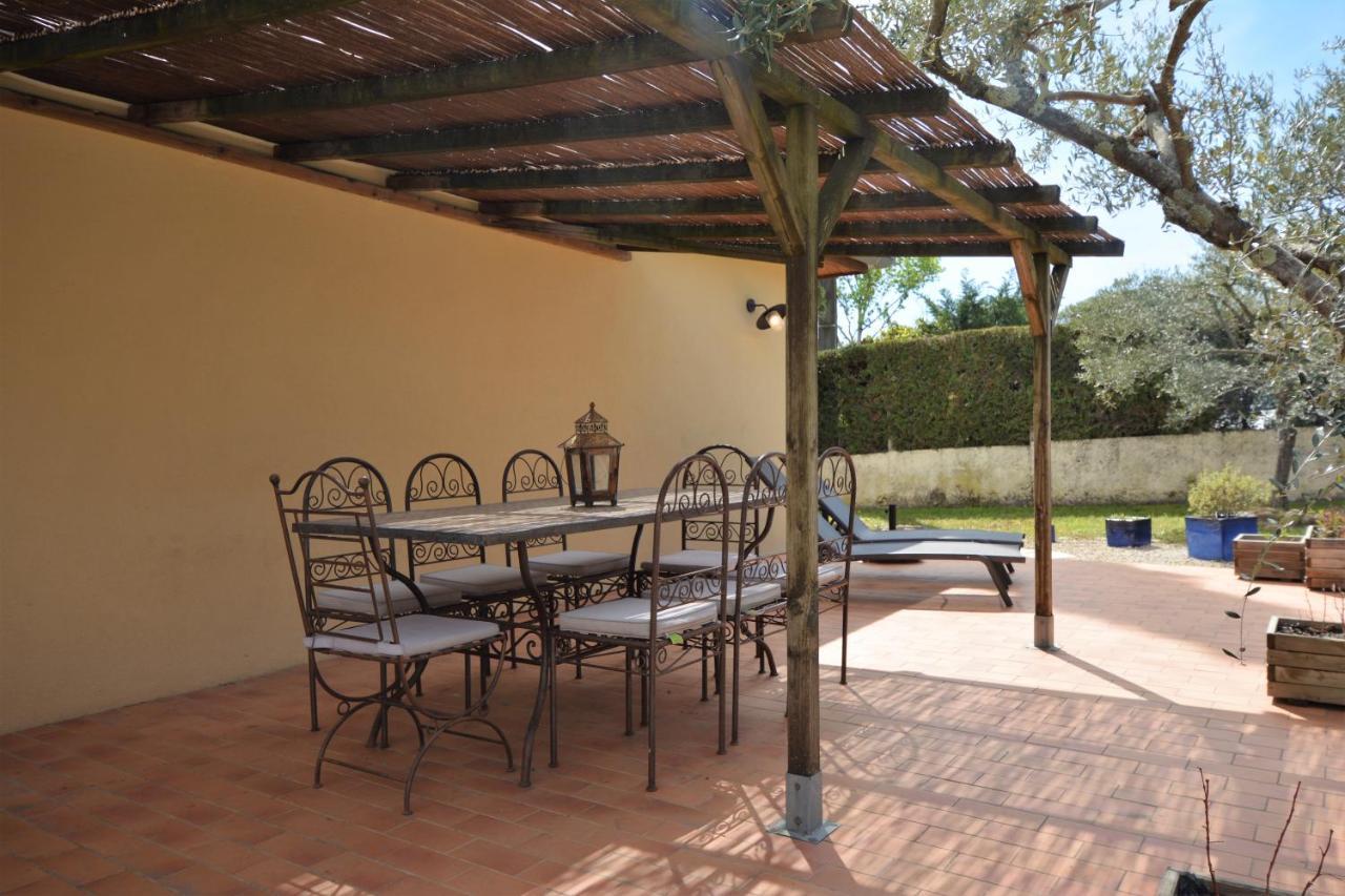 Villa In Comps With Private Pool And Airco 外观 照片